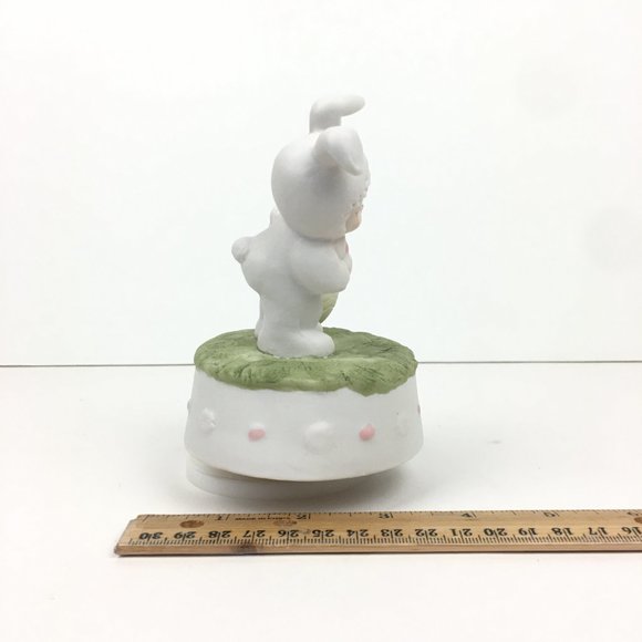Vtg‎ Easter Bunny Rabbit Holiday Figurine Musical Revolving Child Pastel Colors - Picture 6 of 9